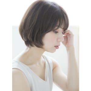 エストリア栄店 オトナ可愛い前髪流しめボブby平岩