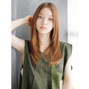 ナチュラル内巻きストレートスタイル