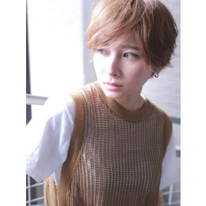 秋ベージュニュアンスショート