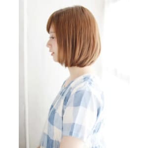 ハイトーンボブのワンカールスタイル
