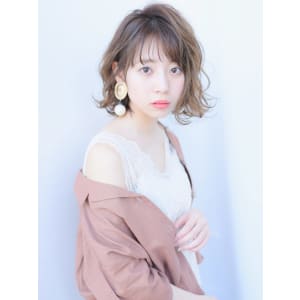 輪郭小顔に！人気のデジタルパーマ