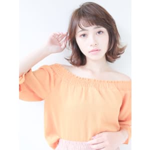 ブランジュ外ハネ小顔ボブ
