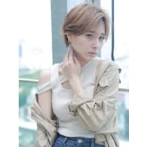 大人かわいい前下がりショート