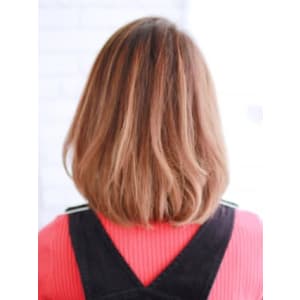 大人ナチュラルなヘアースタイル