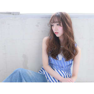 カール ロング ゆるふわ 大人かわいい 艶カラー - BROCANTE LUXBEブロカントラックスビー立川北口店【ブロカントラックスビータチカワキタグチテン】掲載中