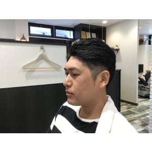 2ブロックのオールバックスタイル - men's hair salon OZA【オーザ】掲載中