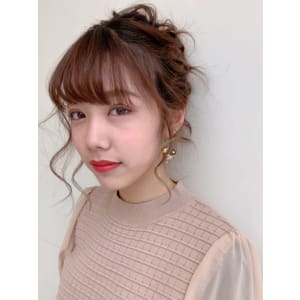 カジュアルヘアーアレンジ