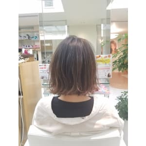 切りっぱなしボブ