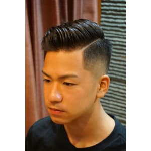 他とは違う！！男をあげる！！七三スタイル！