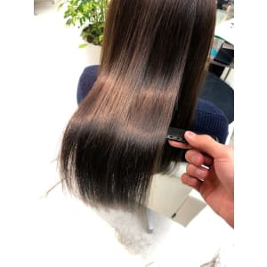 髪質改善ストレート