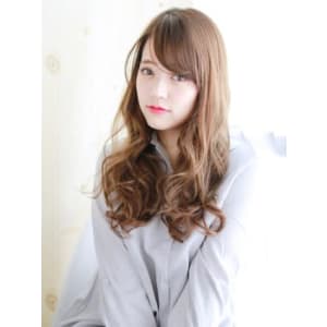 大人可愛いボリュームミックスカール