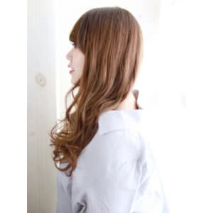 大人可愛いボリュームミックスカール