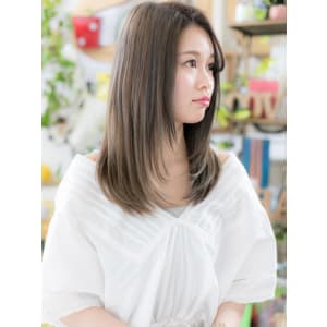 小顔見せ♪大人かわいいツヤストレートロング 斜めバング - COVER HAIR bliss 上尾西口店【カバーヘアブリス アゲオニシグチテン】掲載中