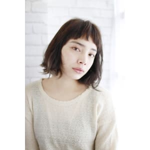 20代30代40代　モードに切りこみざっくりボブ【京都駅】