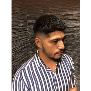 ショートフェードスタイル - ヒロ銀座ヘアーサロン 五反田店【ヒロギンザヘアーサロンゴタンダテン】掲載中