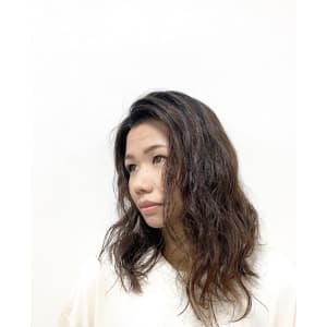 濡れ感×ウェーブ - Silvana Hair Studio【シルヴァーナヘアースタジオ】掲載中