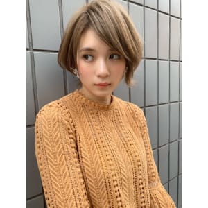 【山田】ブランジュ外ハネショートボブディ流しバングy83
