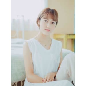 ハイトーンショートボブ