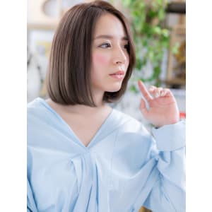 好感度大！大人かわいい黒髪前下がりボブディ　フェミニンボブ