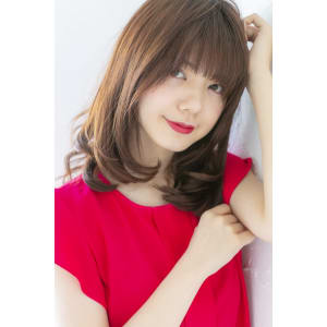 レイヤーカットベージュナチュラル大人かわいいシースルーバング