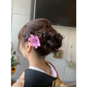 振袖に合わせた大人アップ - EMU international 春日部本店【エムインターナショナル】掲載中