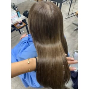 イルミナカラー グレージュ 池袋東口 - prize Iris 池袋【プライズ アイリス】池袋駅東口店【プライズアイリス イケブクロ イケブクロヒガシグチテン】掲載中