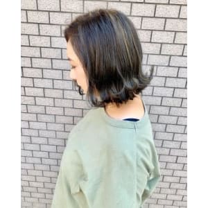 Lia&汐見悠佑 暗髪ハイライト