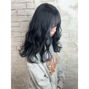 大人かわいい ブルージュ 小顔に見せるヘア 池袋