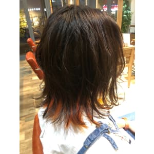 【10、20代オススメ】ハデ髪インナーカラー