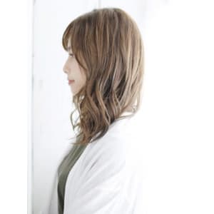 セミウエットのゆるミックスカール