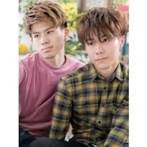流行のモテ髪メンズ束感ショート　簡単スタイリング