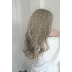 ホワイトブリーチ - HAIR&EYELASH CHAIN【ヘアーアンドアイラッシュ　チェイン】掲載中