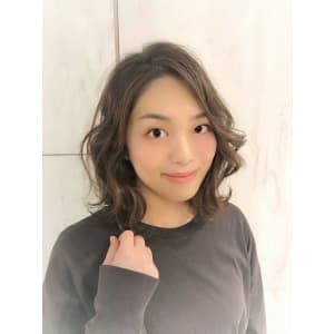 ツヤが何よりも嬉しい☆　”パールブラウン×ミディ”♪