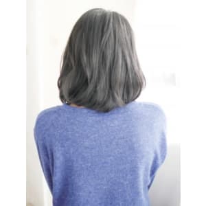 かきあげ前髪の大人カール