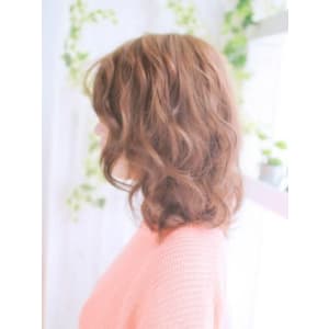 ミックスカールのモテ髪スタイル