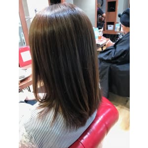 ナチュラルバレイヤージュ　担当　飯田