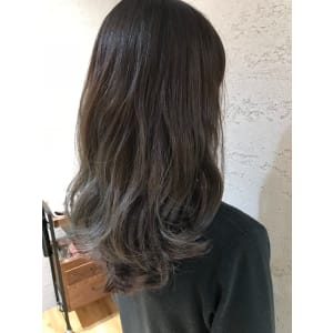 アッシュグレージュ 担当 飯田 - Hair salon Attirer【アティリー】掲載中