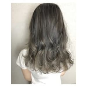 グレイジュバレイ　　担当　越智