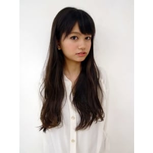 ナチュラルなロングスタイル