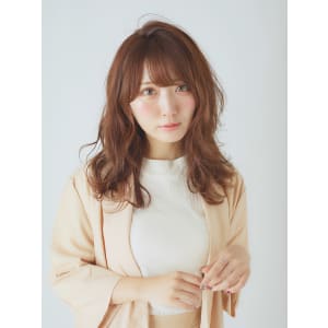 大人可愛いふわミディ【Attirer飯田裕之】