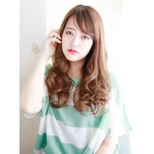 大人可愛いボリュームミックスカール