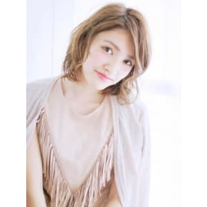 ミディアムカールヘアー