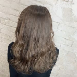 グレージュイルミナカラー大人かわいい池袋