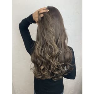 イルミナカラーハイライト大人可愛い池袋