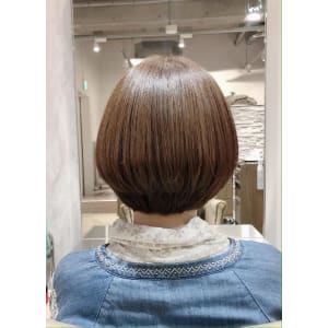 人気の高いグラデーションボブはツヤ感抜群♪