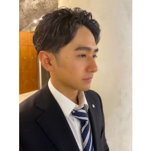 メンズビジネスショートツーブロアップバング