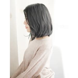 かきあげ前髪の大人カール