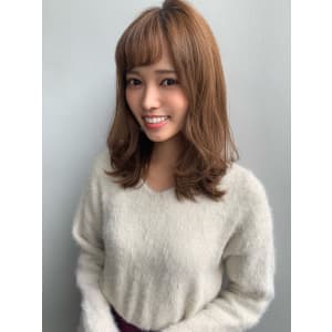 【山田】 ヘルシーレイヤーくびれ外ハネミディy94