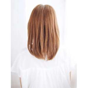 ショートバングのレイヤースタイル