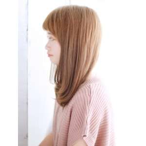 ショートバングの内巻きワンカールスタイル